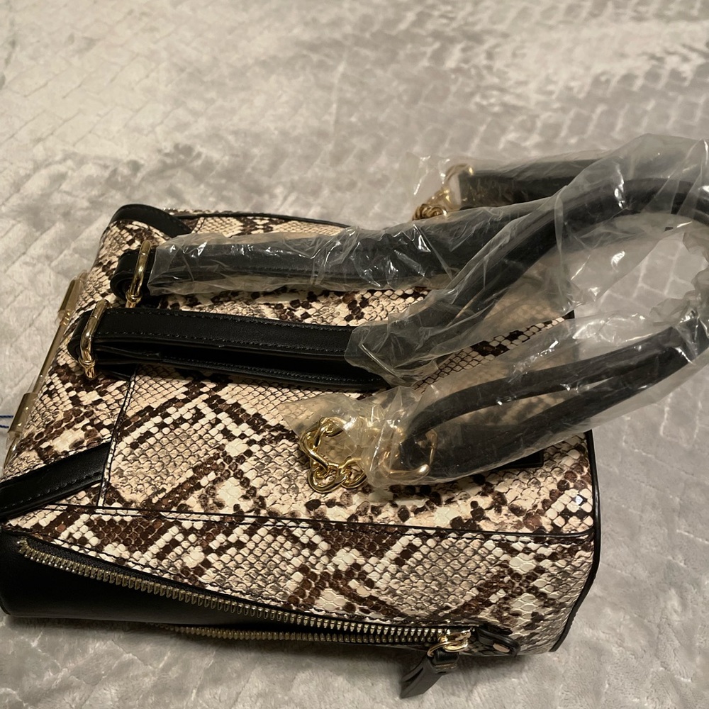 Call it Spring- Small Backpack Style Bag - Picture 6 of 8